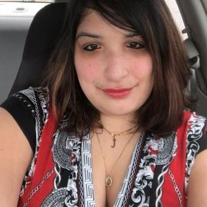 Meet your Posher, Elyse